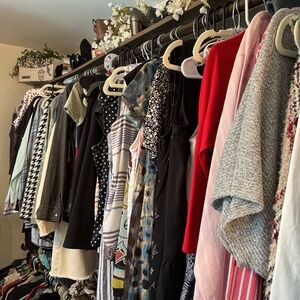 UNLISTED LIVE SHOW LISTING